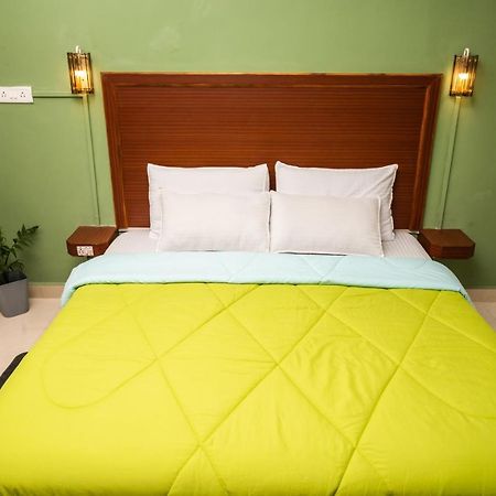 Royal Orbit Resort Agonda Bagian luar foto