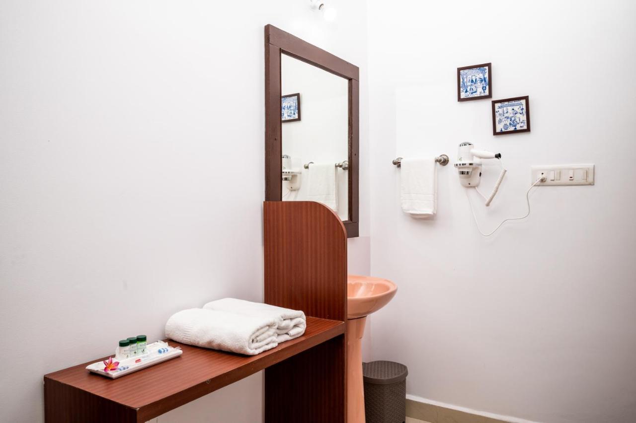 Royal Orbit Resort Agonda Bagian luar foto